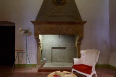 hotel-siena-metrolight-lighting-design-caminetto