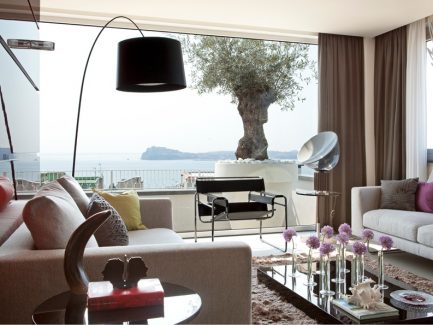 villa-capri-soggiorno-illuminazione-metrolight