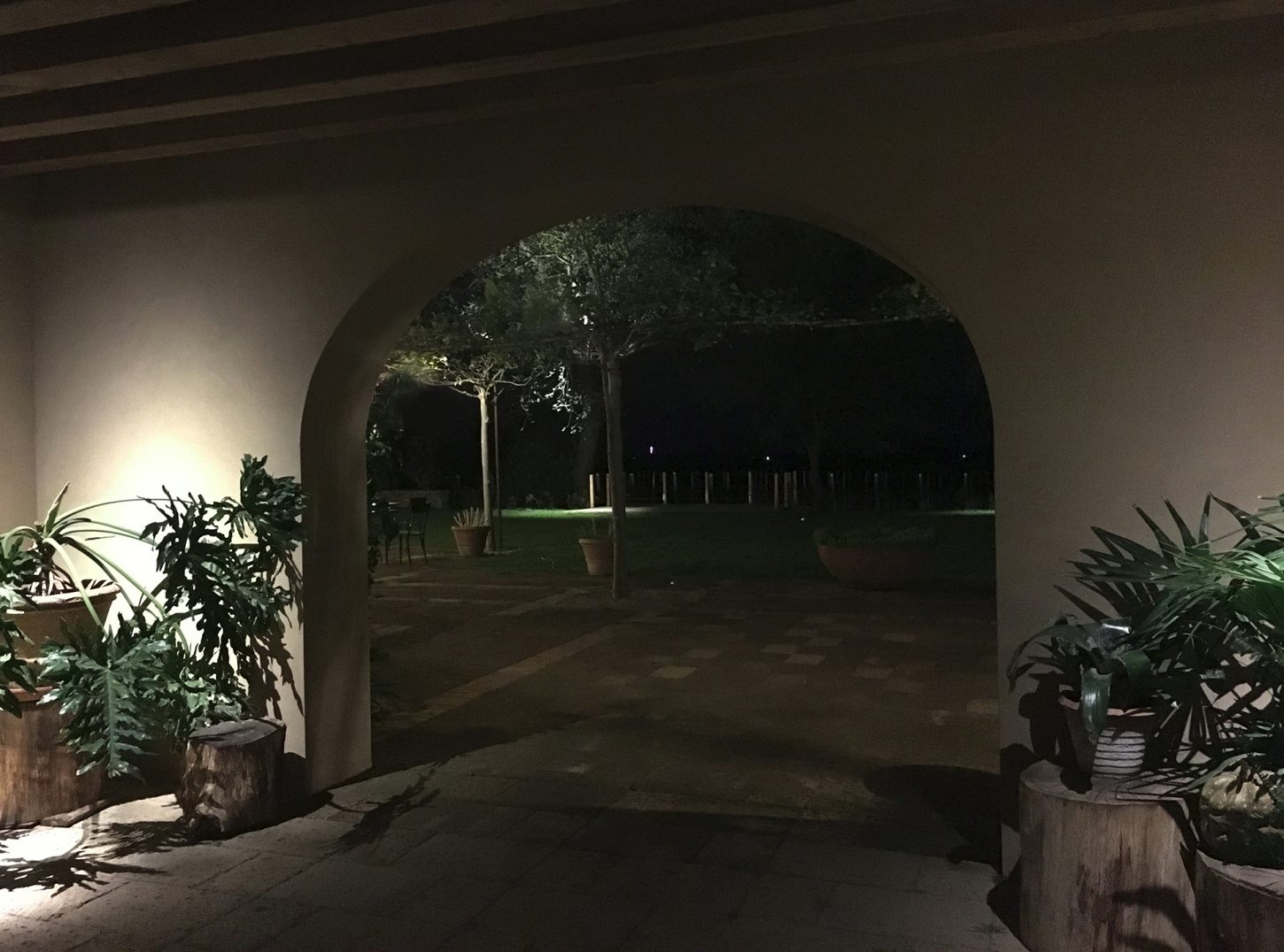 Tenuta-Guado-al-Tasso-bolgheri-lighting-design-esterni-metrolight-5