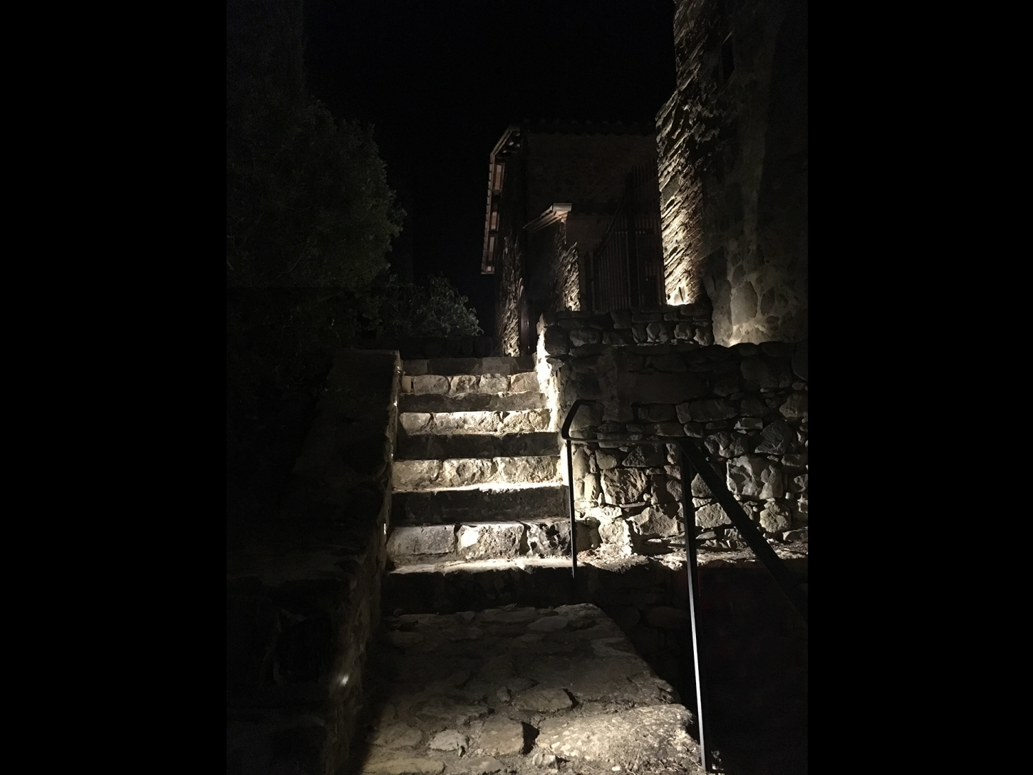 illuminazione-esterni-giardini-ville-belriguardo-metrolight-11