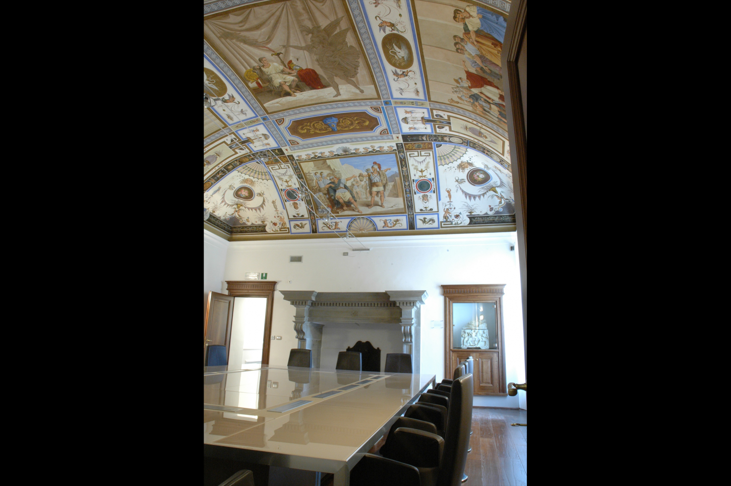 uffici-banca-valdichiana-lighting-design-metrolight-3